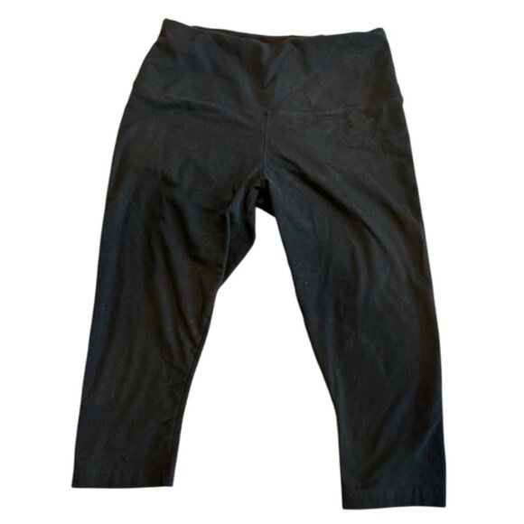 Lysse XL Control Top Cropped Leggings | Black Stretch Waist Slimming Capri - Picture 4 of 4